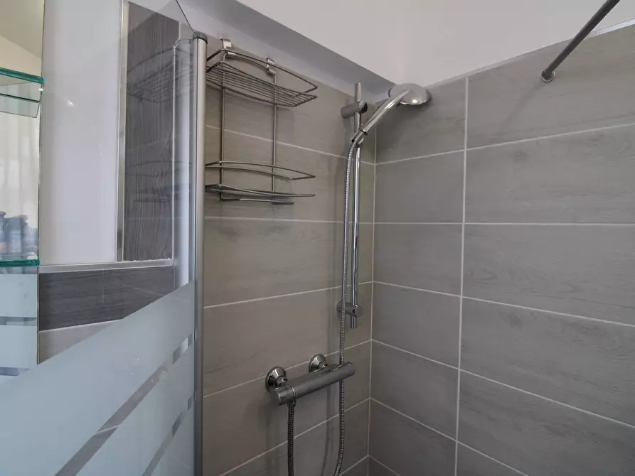 Immagine 19 di Appartamento in affitto  in via zandonai a San Benedetto Del Tronto