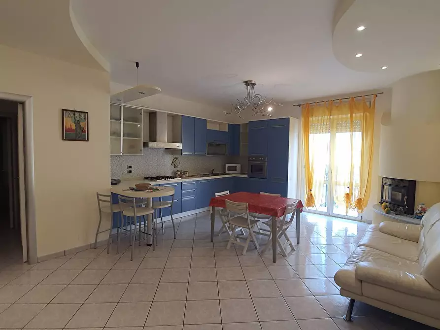 Immagine 2 di Appartamento in affitto  in Via cola di rienzo a San Benedetto Del Tronto