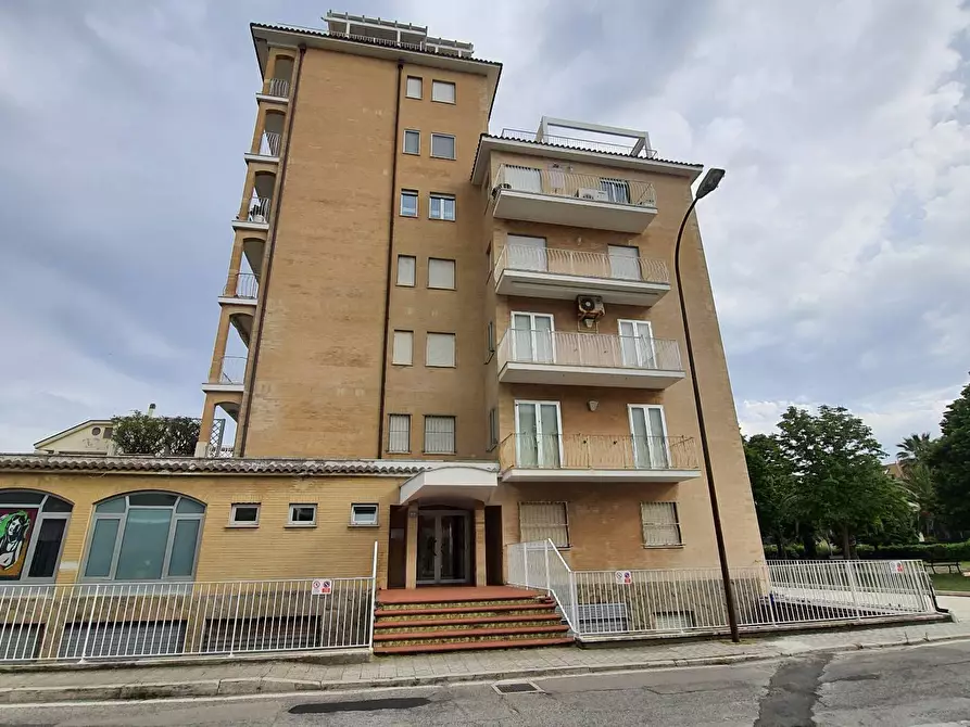 Immagine 18 di Appartamento in affitto  in via doninzetti a San Benedetto Del Tronto