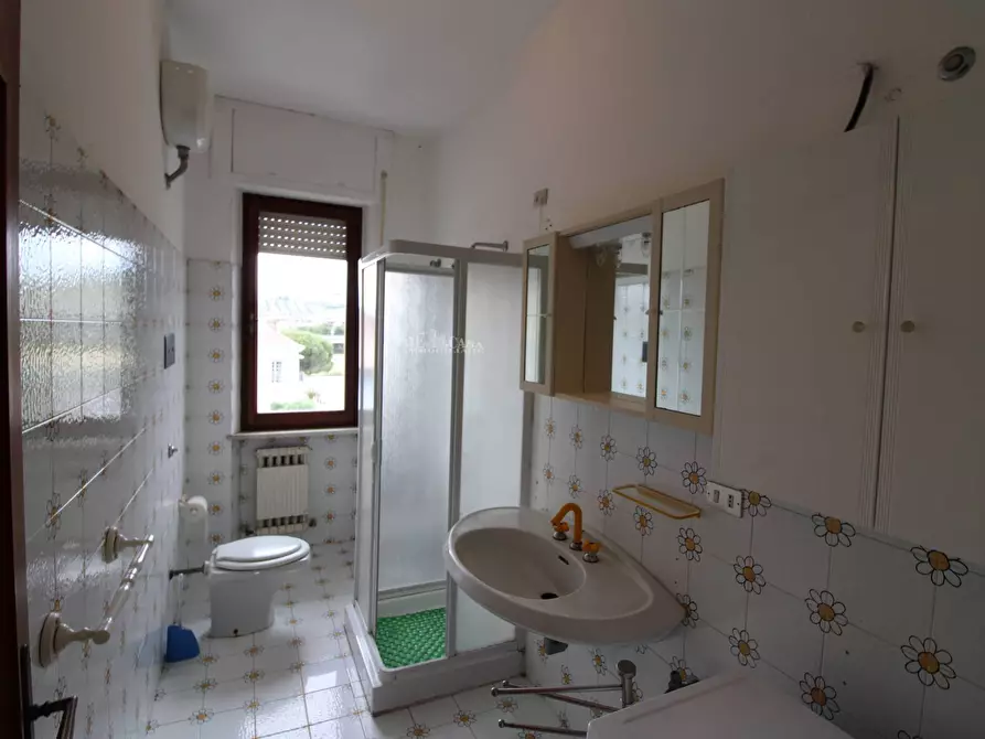 Immagine 15 di Appartamento in affitto  in Via Bissolati a San Benedetto Del Tronto