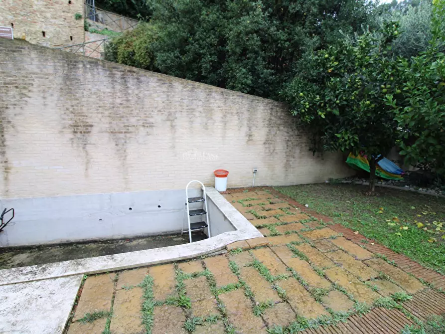 Immagine 25 di Appartamento in vendita  in madonna degli angeli a Grottammare