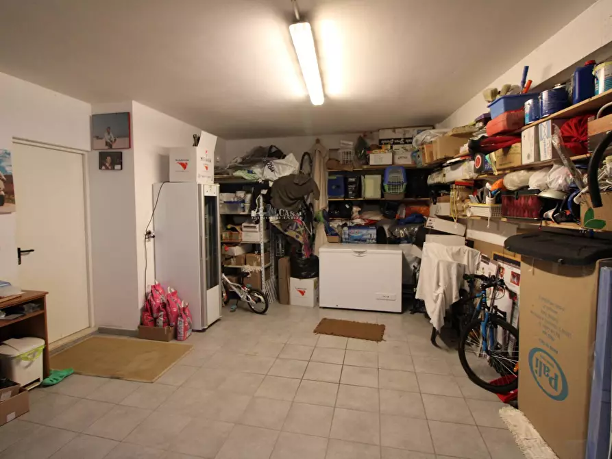 Immagine 30 di Appartamento in vendita  in madonna degli angeli a Grottammare