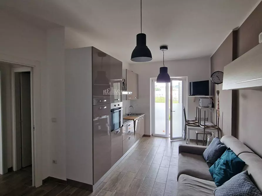 Immagine 9 di Appartamento in vendita  in Via Giuseppe di Vittorio a Martinsicuro