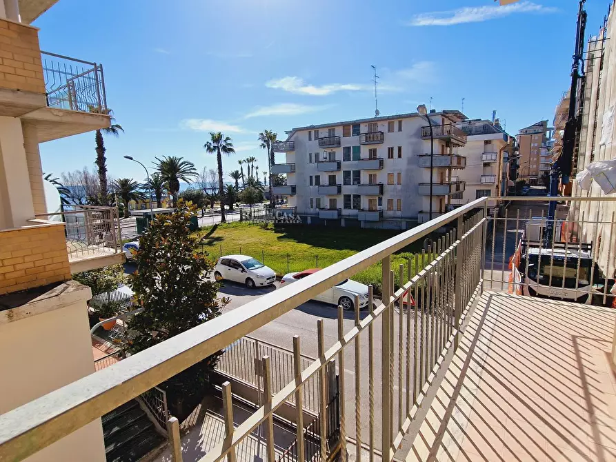 Immagine 6 di Appartamento in affitto  in Via Giordano a San Benedetto Del Tronto