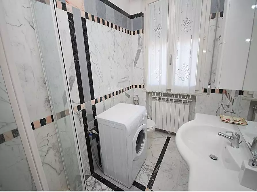 Immagine 5 di Appartamento in vendita  in Via Confalonieri a San Benedetto Del Tronto