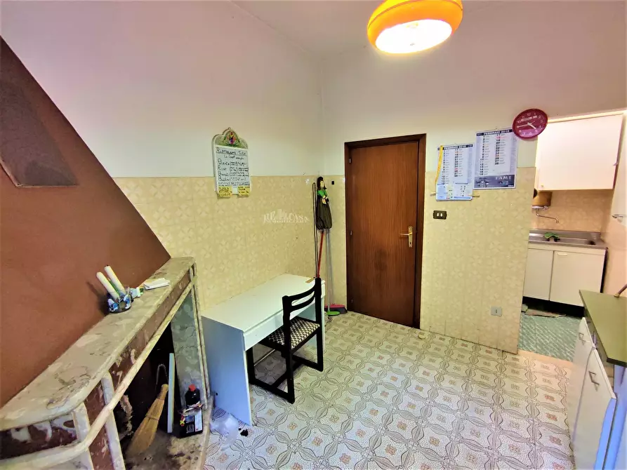 Immagine 3 di Casa indipendente in vendita  in piazza damiano damiani a Ripatransone