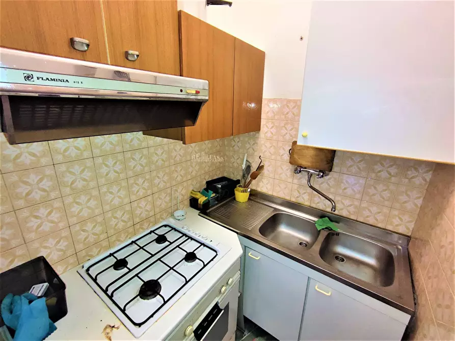 Immagine 4 di Casa indipendente in vendita  in piazza damiano damiani a Ripatransone