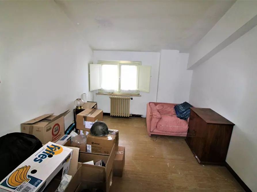 Immagine 18 di Casa indipendente in vendita  in piazza damiano damiani a Ripatransone