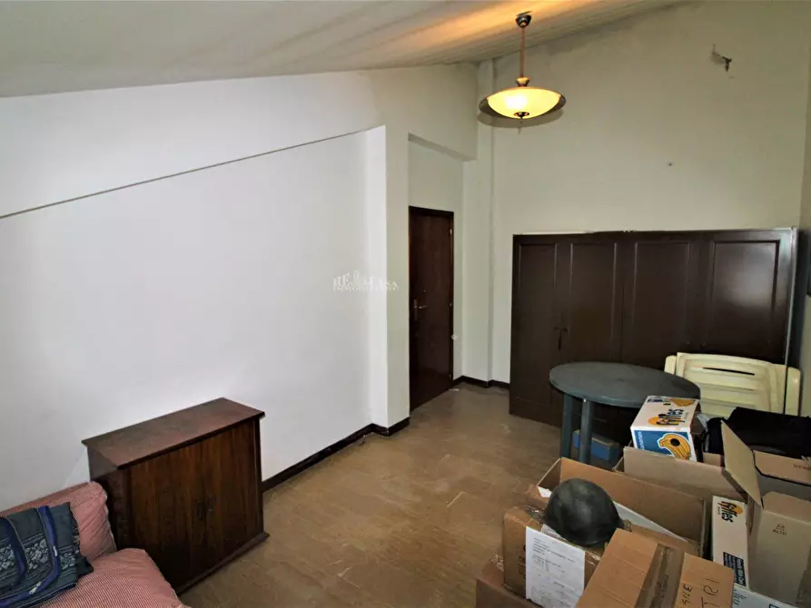 Immagine 19 di Casa indipendente in vendita  in piazza damiano damiani a Ripatransone