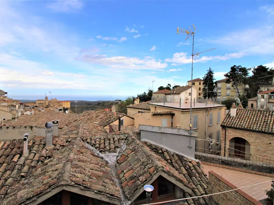 Immagine 22 di Casa indipendente in vendita  in piazza damiano damiani a Ripatransone