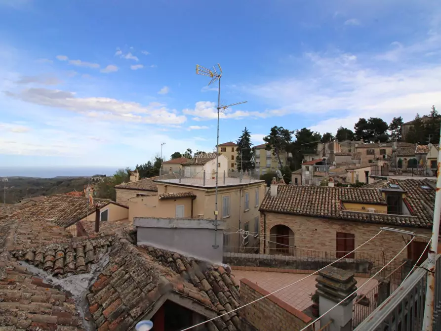 Immagine 23 di Casa indipendente in vendita  in piazza damiano damiani a Ripatransone