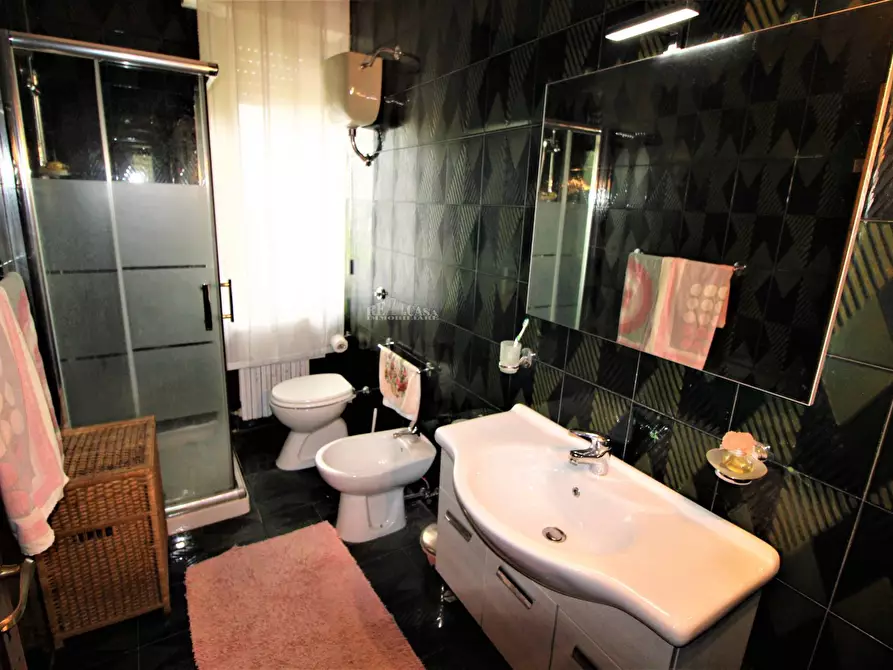 Immagine 26 di Casa indipendente in vendita  in via dei colli a Martinsicuro