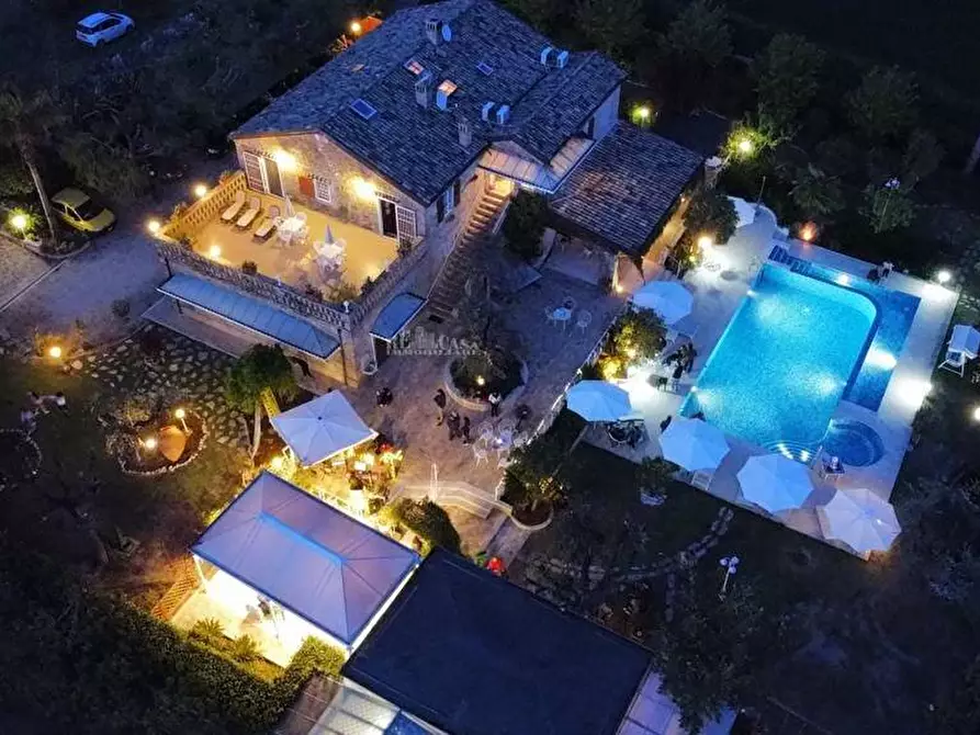 Immagine 3 di Rustico / casale in vendita  in contrada riomoro a Colonnella