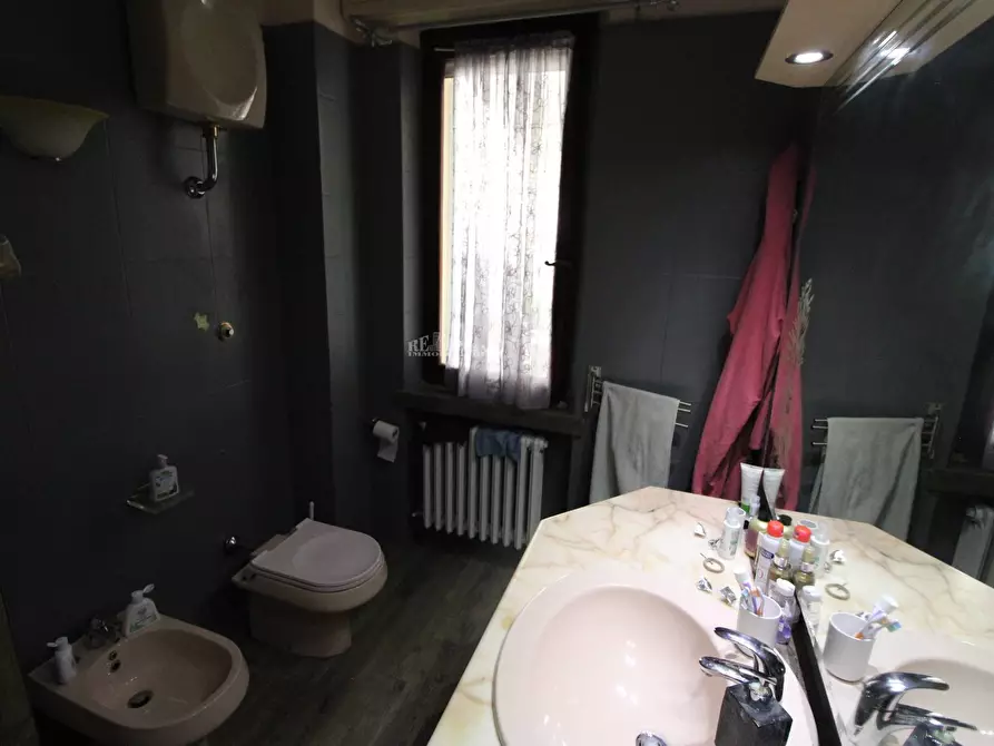 Immagine 15 di Appartamento in vendita  in via ferdinando magellano a Martinsicuro