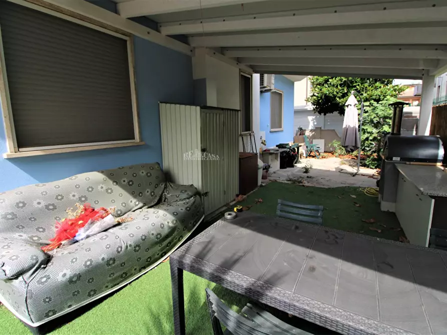 Immagine 22 di Appartamento in vendita  in via ferdinando magellano a Martinsicuro