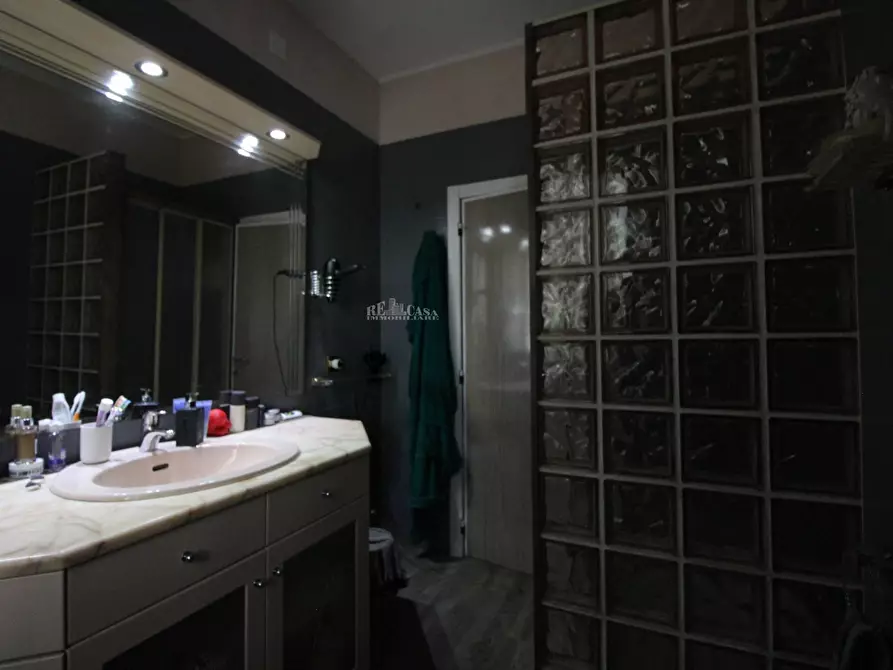 Immagine 27 di Appartamento in vendita  in via ferdinando magellano a Martinsicuro