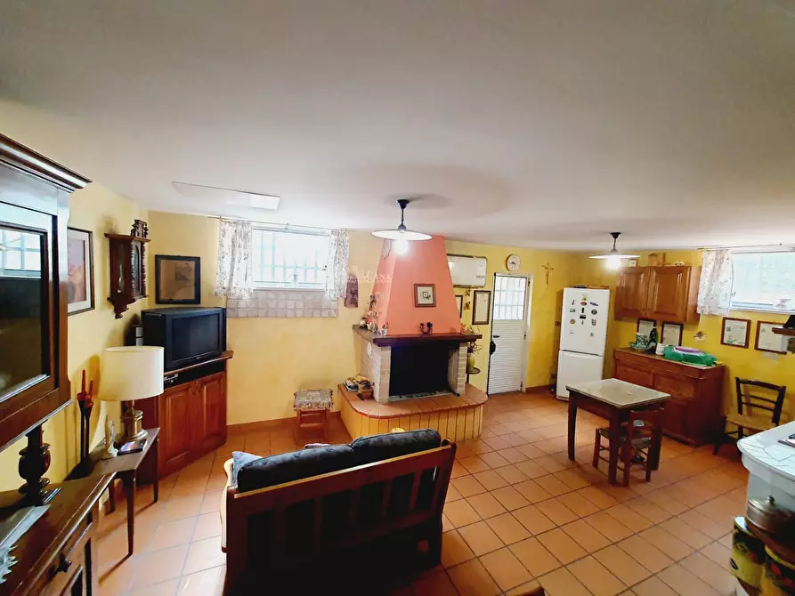 Immagine 24 di Casa bifamiliare in vendita  in via ivrea a Folignano