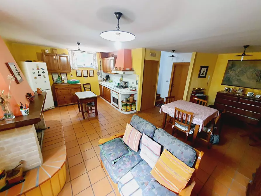 Immagine 21 di Casa bifamiliare in vendita  in via ivrea a Folignano