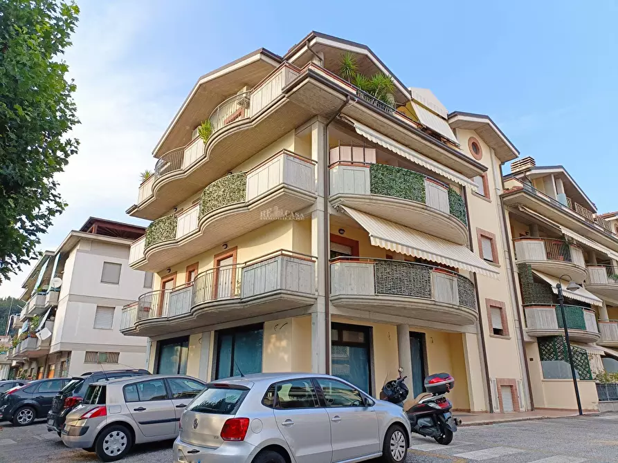 Immagine 10 di Appartamento in vendita  in VIA G. DELEDDA a Spinetoli