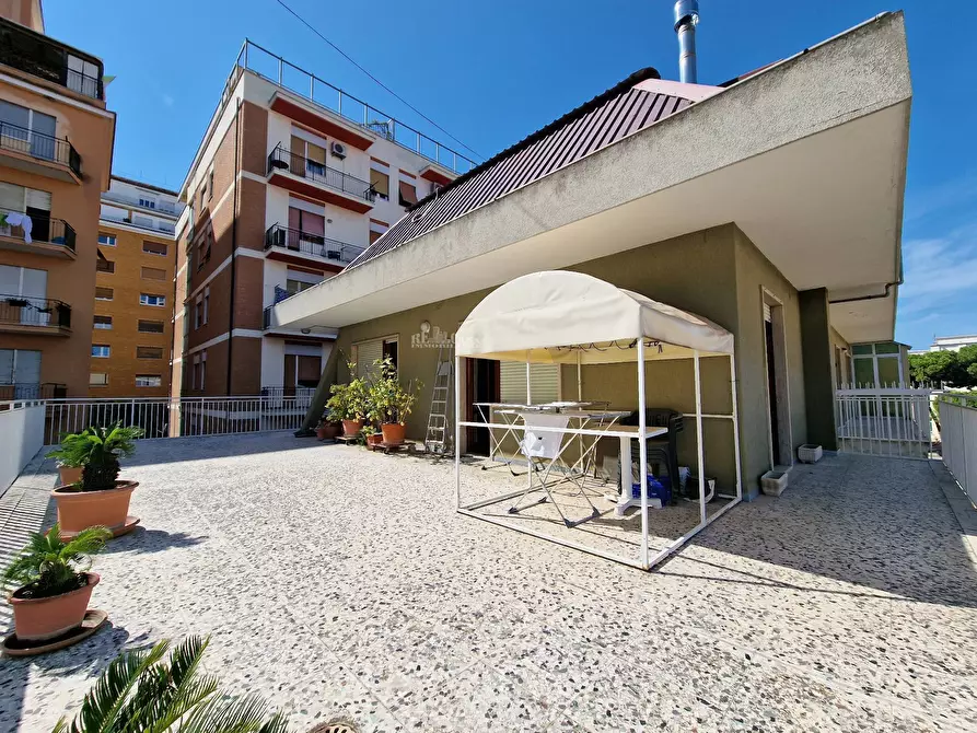 Immagine 1 di Appartamento in vendita  in Via Montello a San Benedetto Del Tronto
