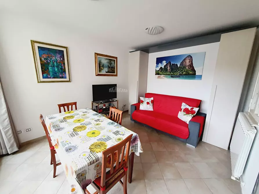 Immagine 1 di Appartamento in vendita  in lungomare marconi a Alba Adriatica