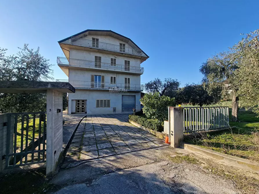 Immagine 1 di Appartamento in vendita  in Contrada Sant'Egidio a Monsampolo Del Tronto