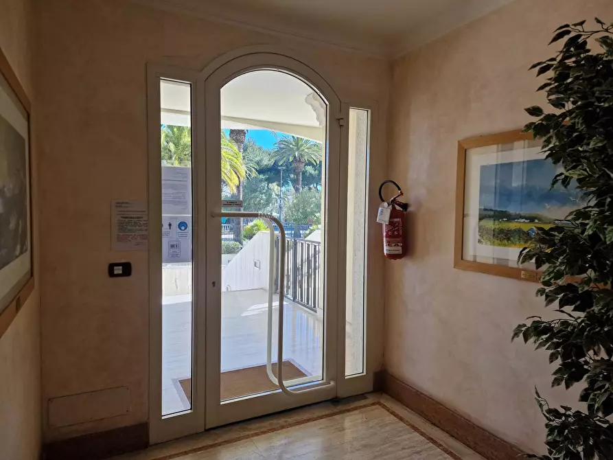 Immagine 28 di Appartamento in vendita  in Viale Buozzi a San Benedetto Del Tronto