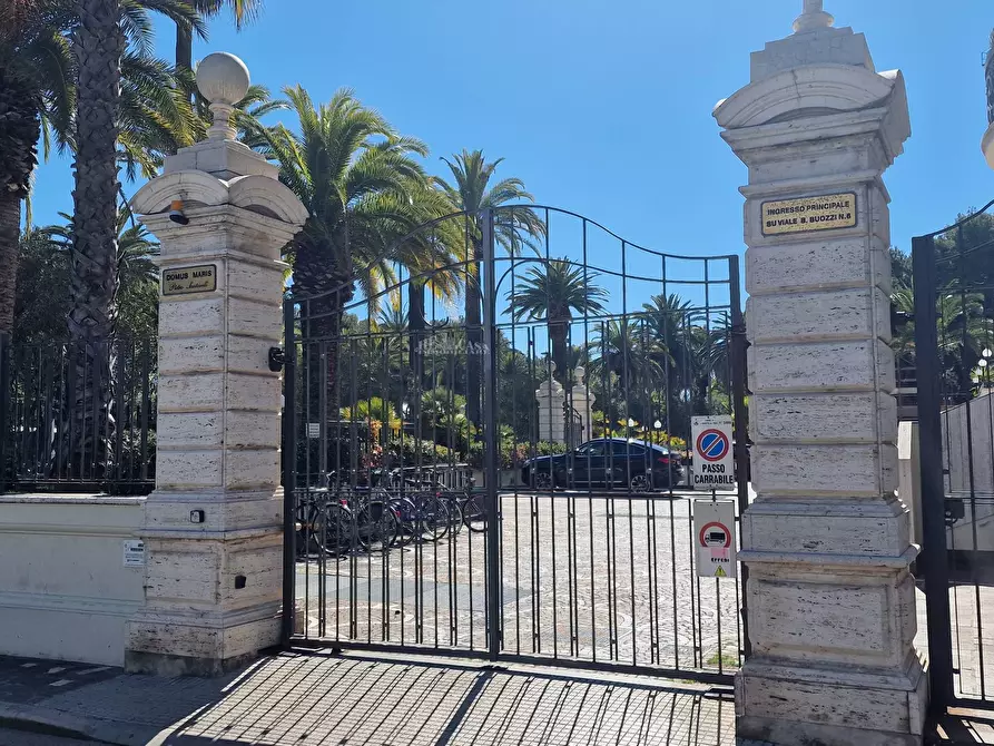 Immagine 29 di Appartamento in vendita  in Viale Buozzi a San Benedetto Del Tronto