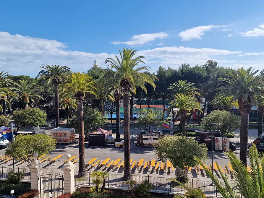 Immagine 25 di Appartamento in vendita  in Viale Buozzi a San Benedetto Del Tronto