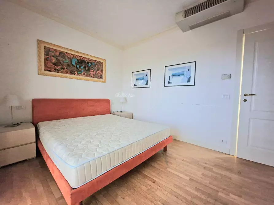 Immagine 11 di Appartamento in vendita  in Viale Buozzi a San Benedetto Del Tronto