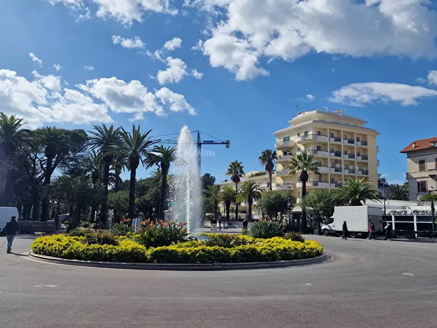 Immagine 30 di Appartamento in vendita  in Viale Buozzi a San Benedetto Del Tronto