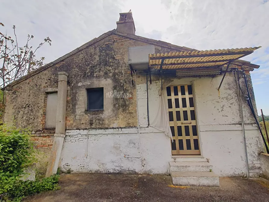 Immagine 7 di Rustico / casale in vendita  in Contrada MAREZI a Massignano