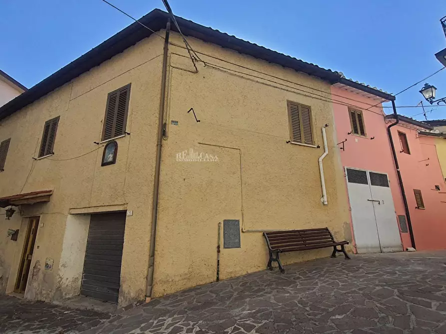 Immagine 2 di Casa indipendente in vendita  in piazza regina margherita a Maltignano