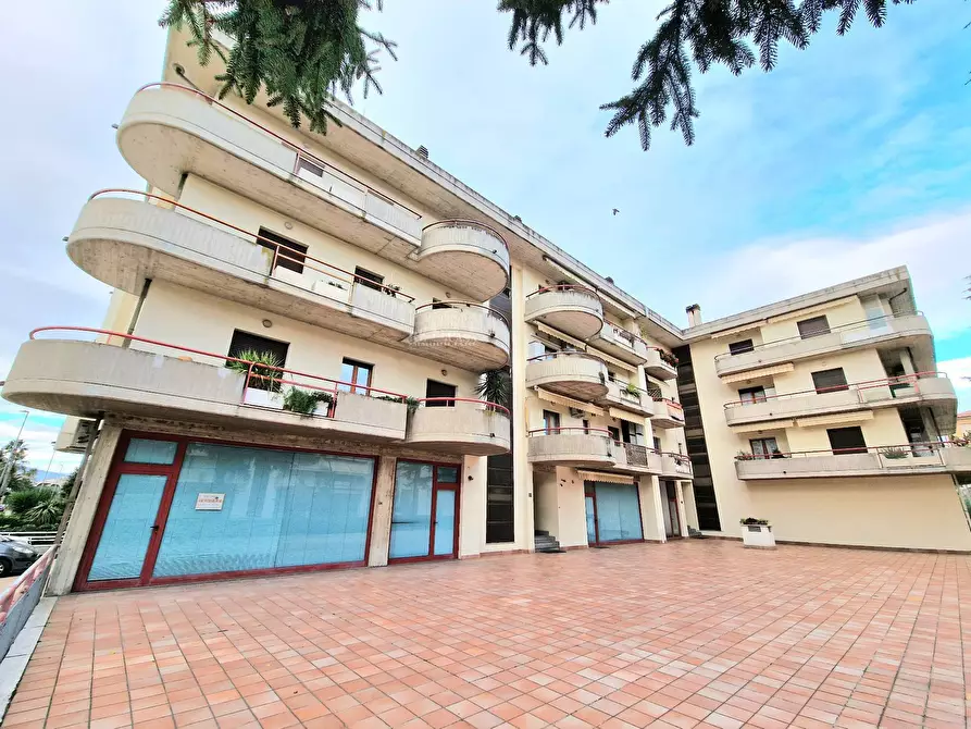 Immagine 2 di Appartamento in vendita  in Via Dei Pini a Monteprandone