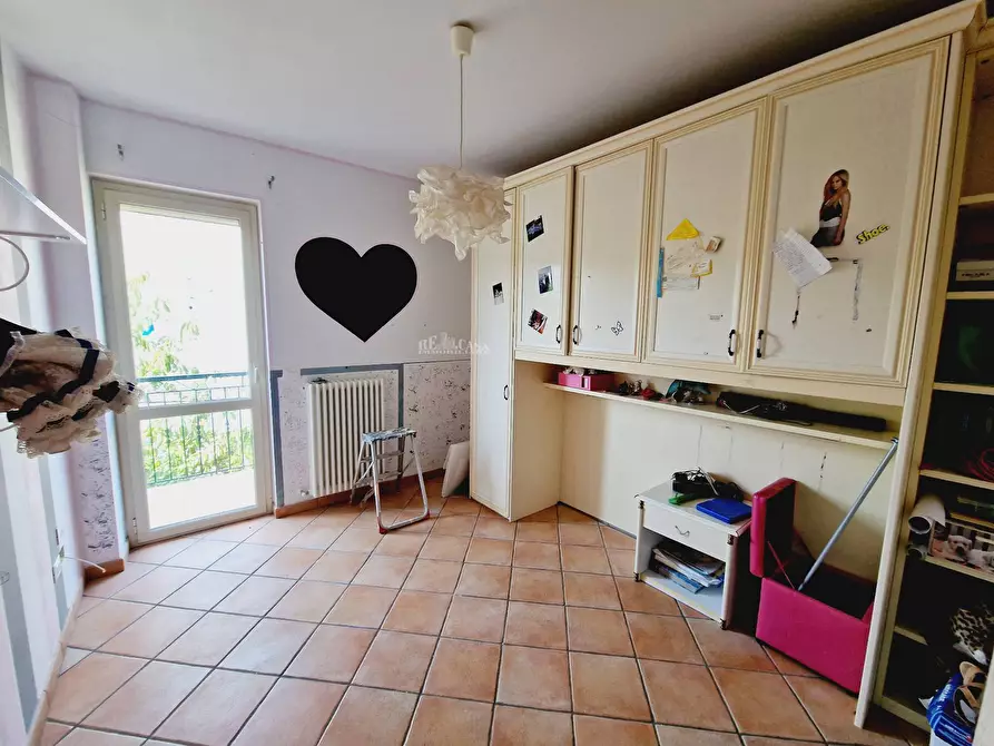 Immagine 17 di Appartamento in vendita  in Via Leopardi a Colli Del Tronto