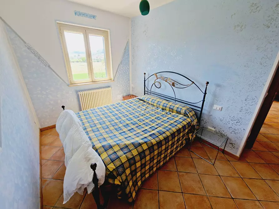 Immagine 24 di Appartamento in vendita  in Via Leopardi a Colli Del Tronto