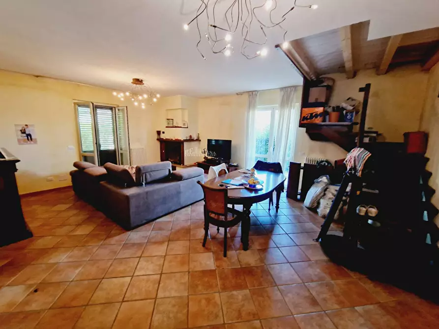 Immagine 11 di Appartamento in vendita  in Via Leopardi a Colli Del Tronto