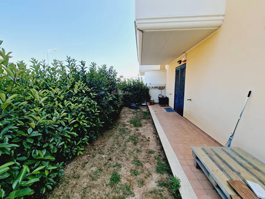 Immagine 4 di Appartamento in vendita  in Via Leopardi a Colli Del Tronto