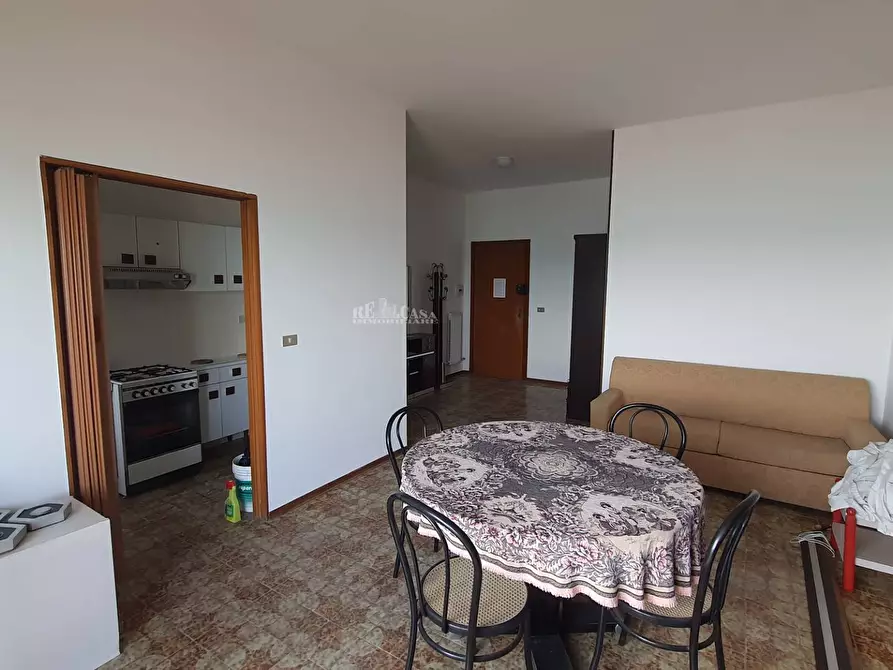 Immagine 5 di Appartamento in vendita  in lungomare marconi a Alba Adriatica