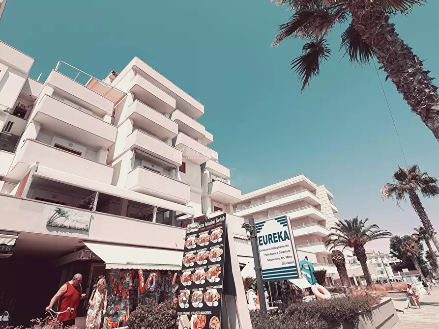 Immagine 21 di Appartamento in vendita  in lungomare marconi a Alba Adriatica