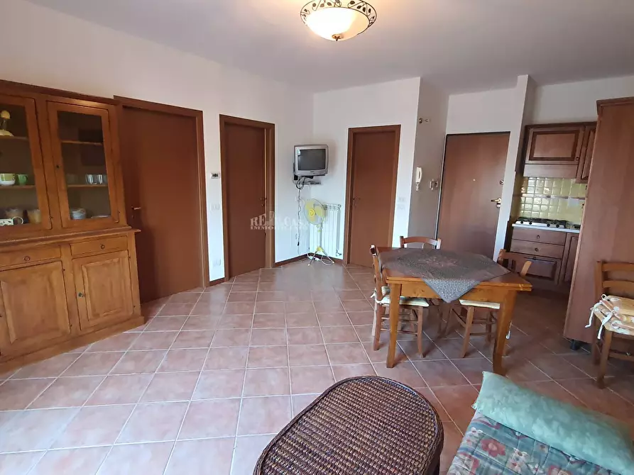 Immagine 5 di Appartamento in vendita  in via gentile da fabirano a Campofilone