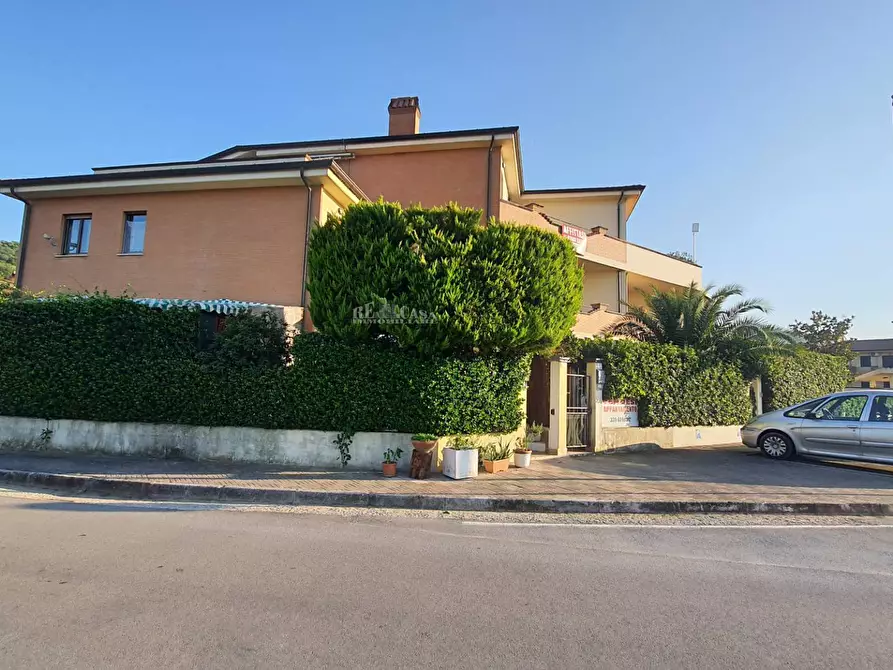 Immagine 22 di Appartamento in vendita  in via gentile da fabirano a Campofilone