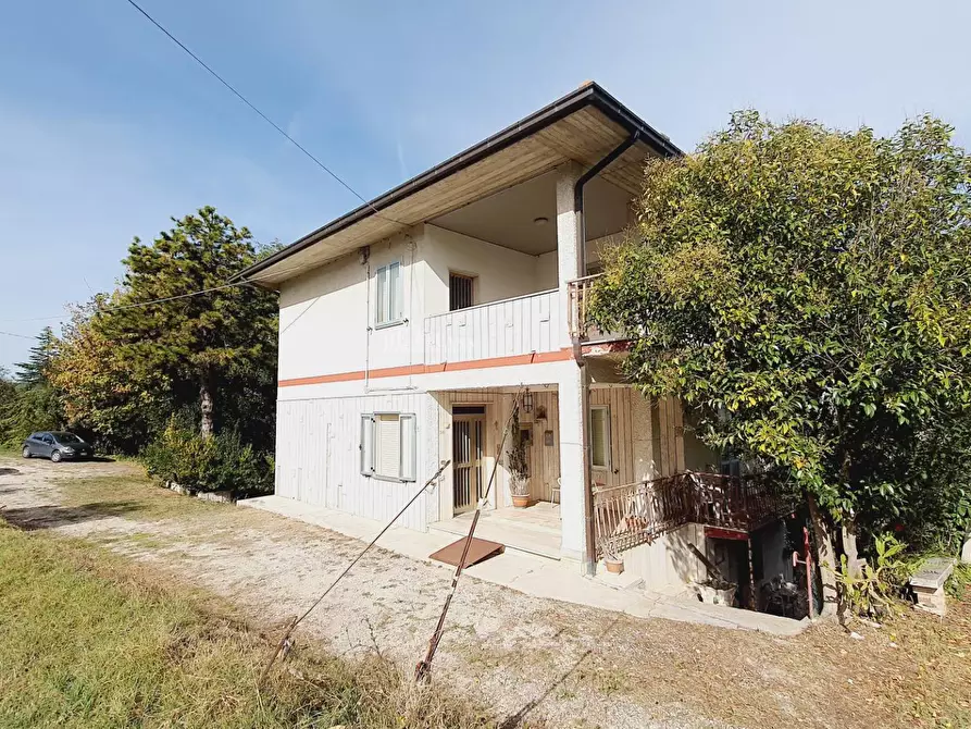 Immagine 2 di Casa indipendente in vendita  in via roma a Castel Di Lama