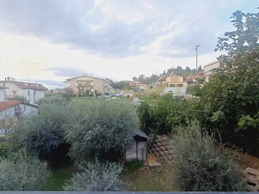 Immagine 23 di Appartamento in vendita  in via cecco d'ascoli a Castel Di Lama