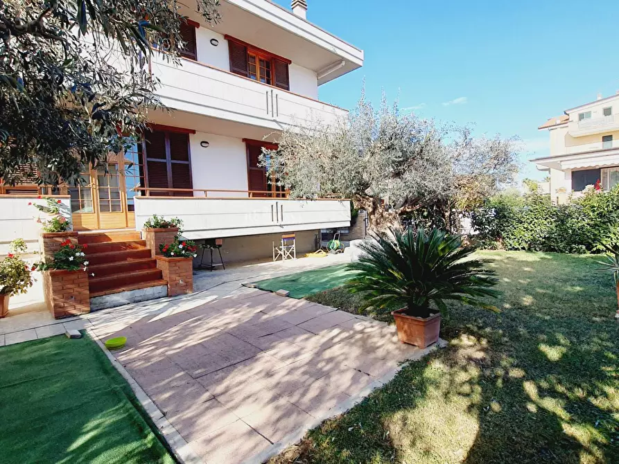 Immagine 2 di Casa indipendente in vendita  in via muracche II a Tortoreto