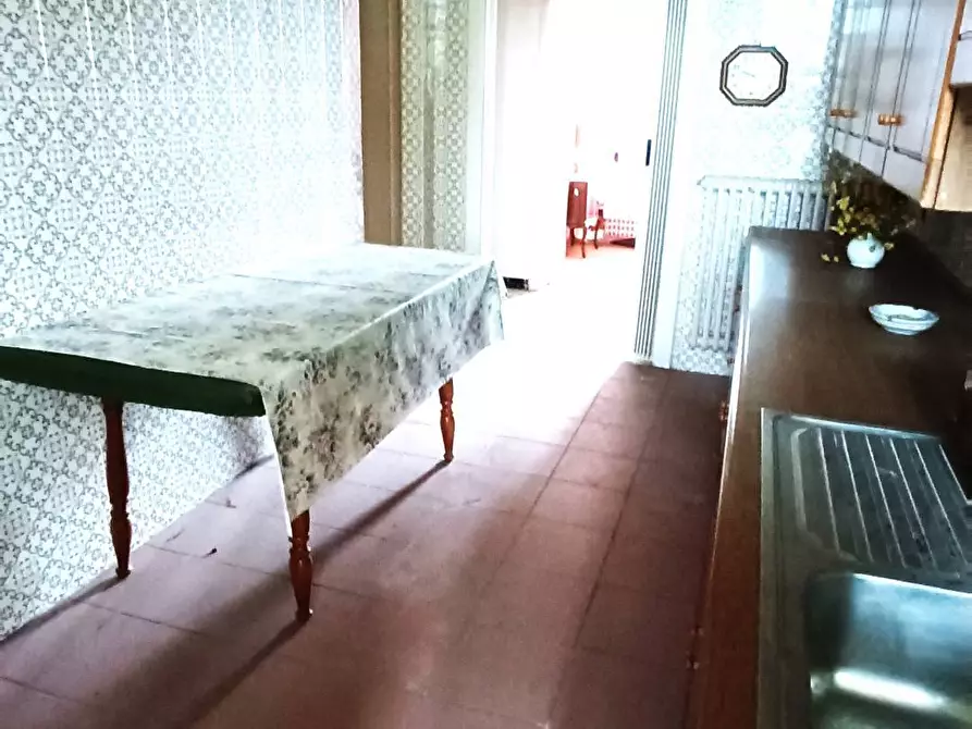 Immagine 12 di Casa indipendente in vendita  in roma a Acquaviva Picena