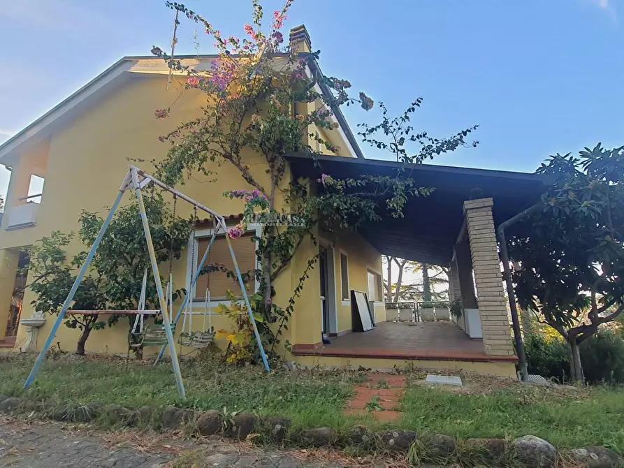 Immagine 3 di Villa in vendita  in via truentina a Colonnella