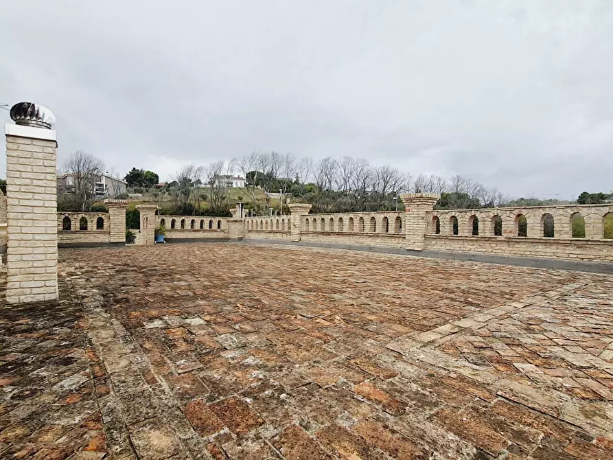 Immagine 22 di Villa in vendita  in vai san pietro a Tortoreto