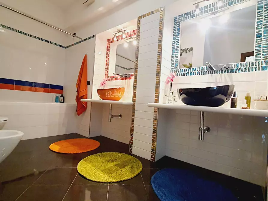 Immagine 29 di Villa in vendita  in vai san pietro a Tortoreto