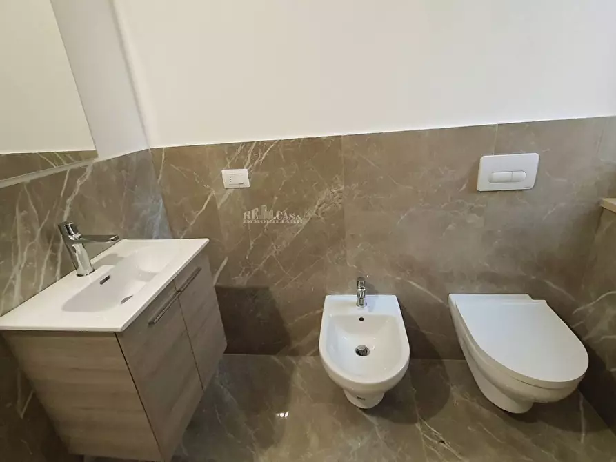 Immagine 7 di Appartamento in vendita  in via della repubblica a Alba Adriatica